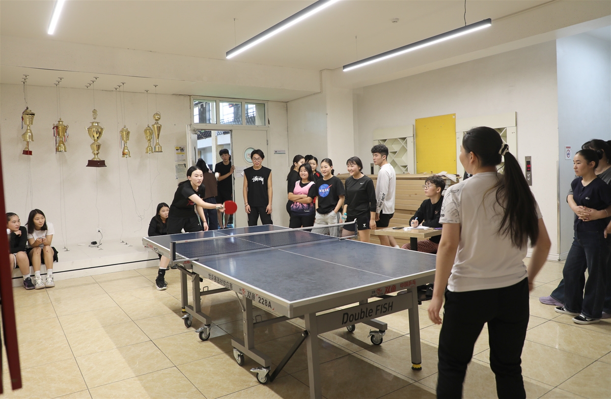 Дотуур байр 25