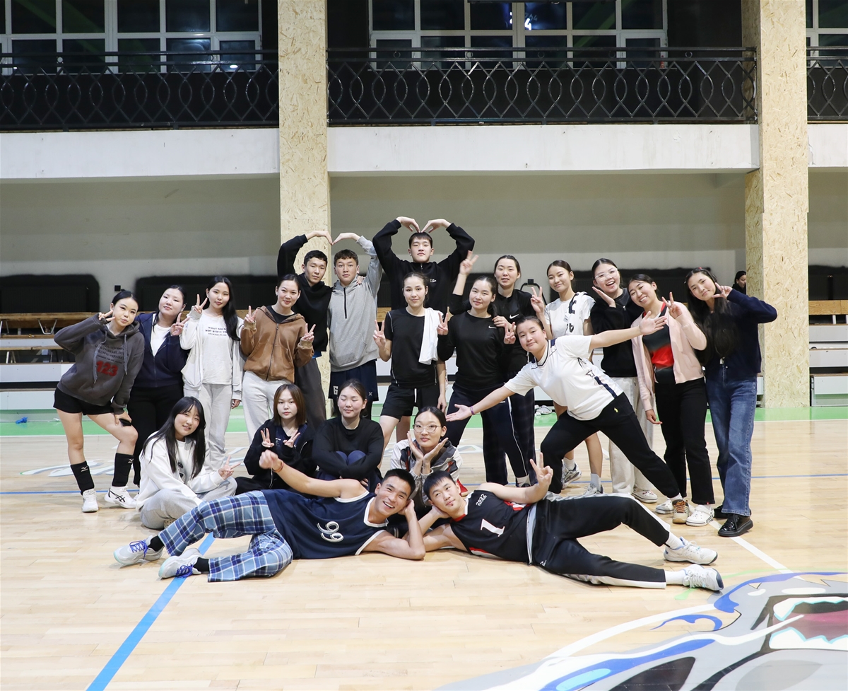 Дотуур байр 25