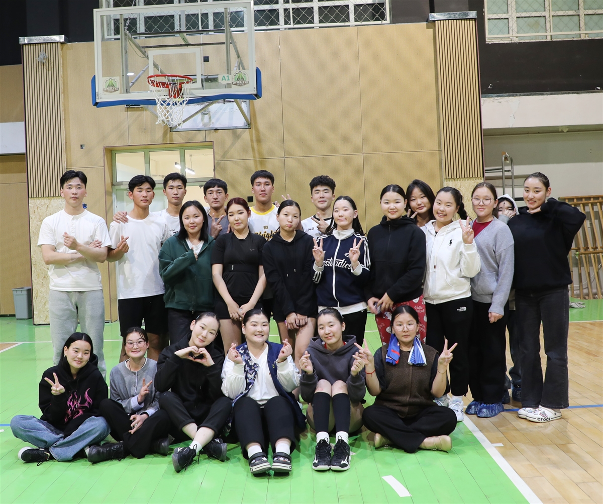 Дотуур байр 25