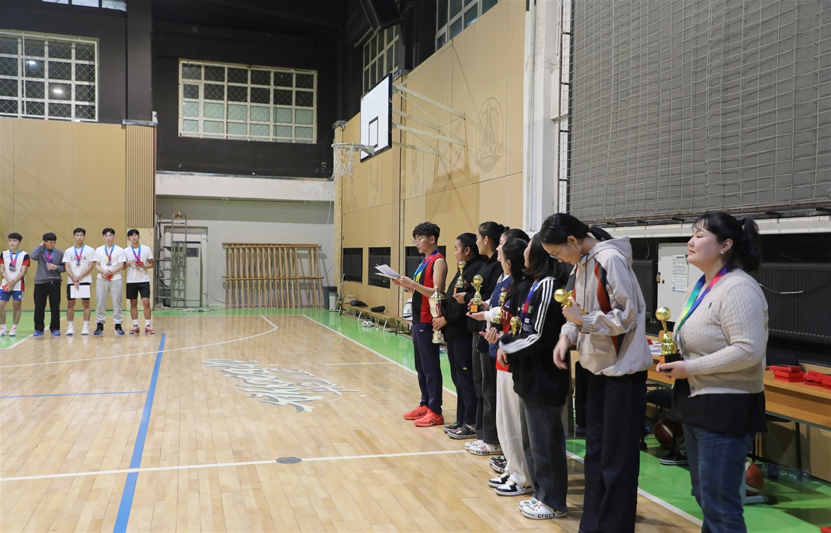 Дотуур байр 25