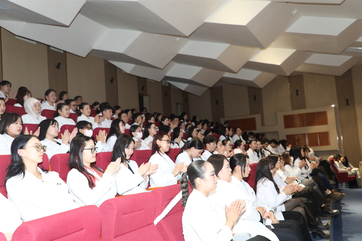 Хүндэтгэлийн лекц 2026 — зураг 42